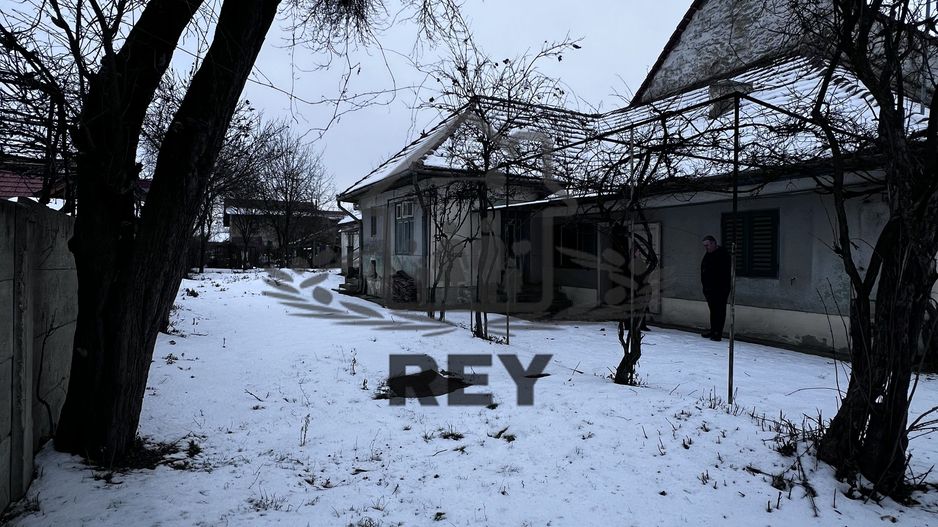 Cartier Lazaret - Teren de casa cu casă 568 mp - Poză 2