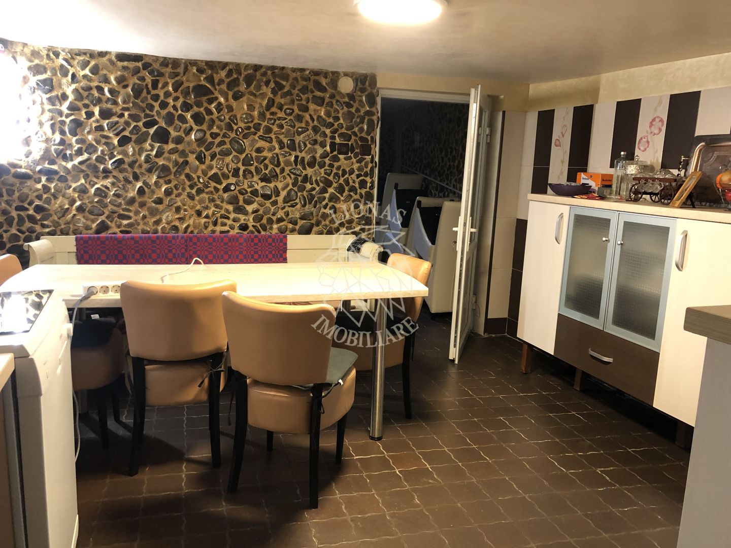 Casa Vila,  7 camere, 235 mp total, garaj, D+P+E, Sens Vechi - Poză 5