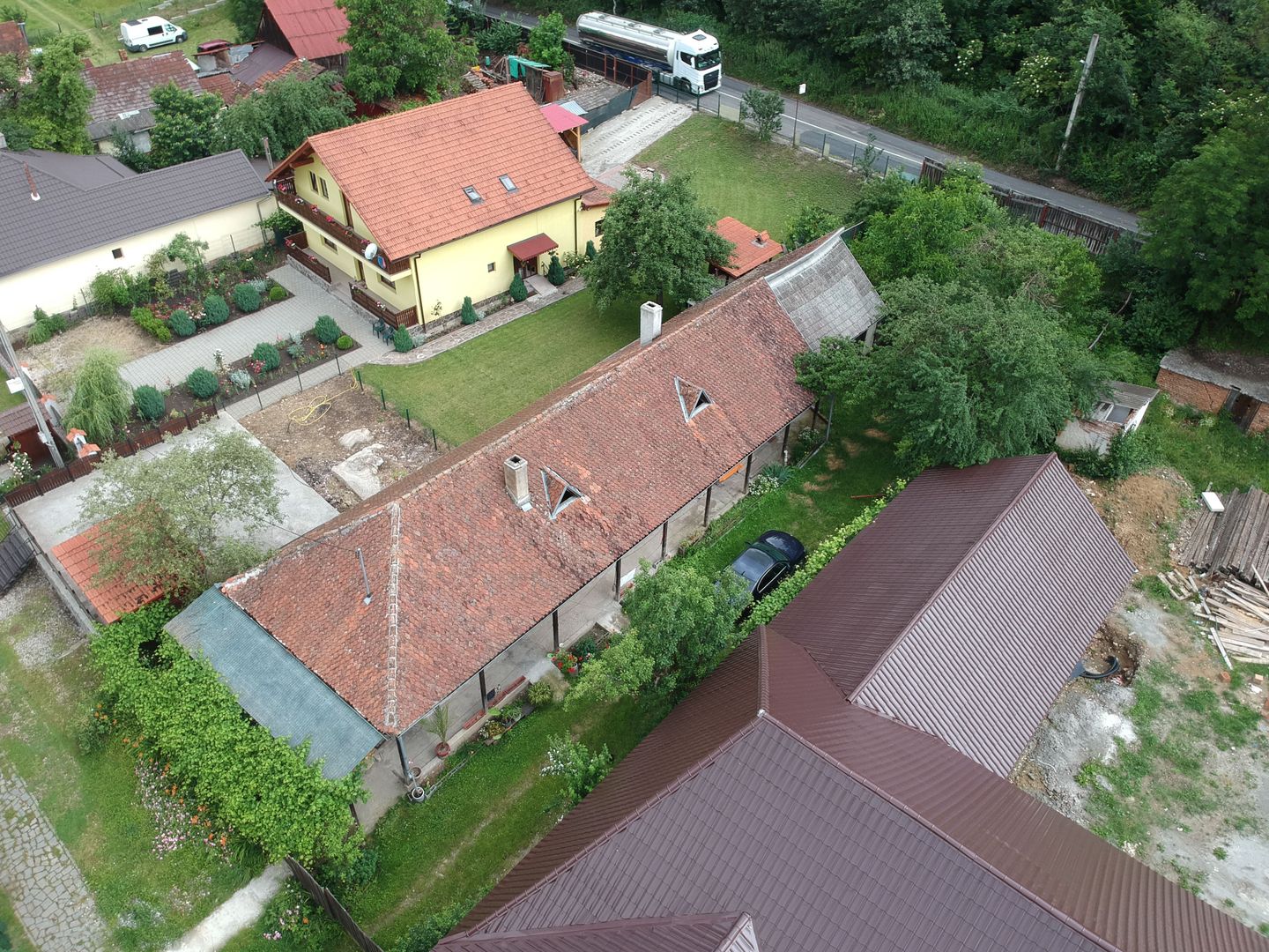Casă 4camere+teren 719 m²central lângă izvoare de ape minerală Vâlcele - Poză 13