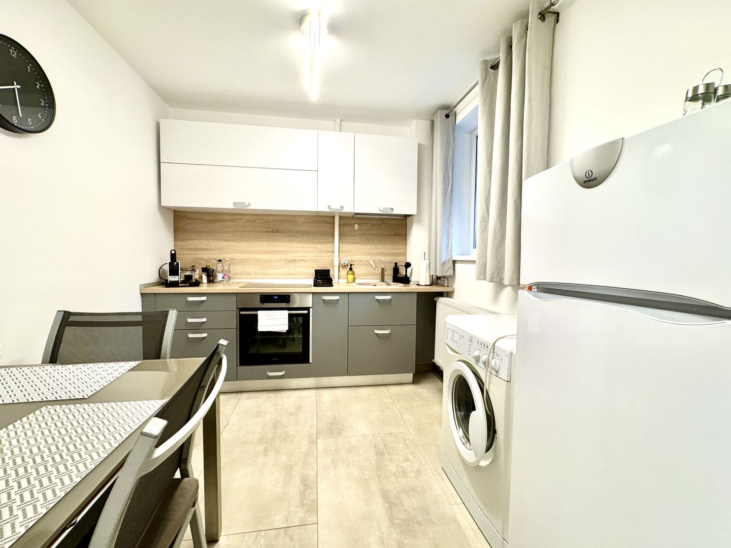 2 camere central vis-a-vis de Posta Mare - Poză 19