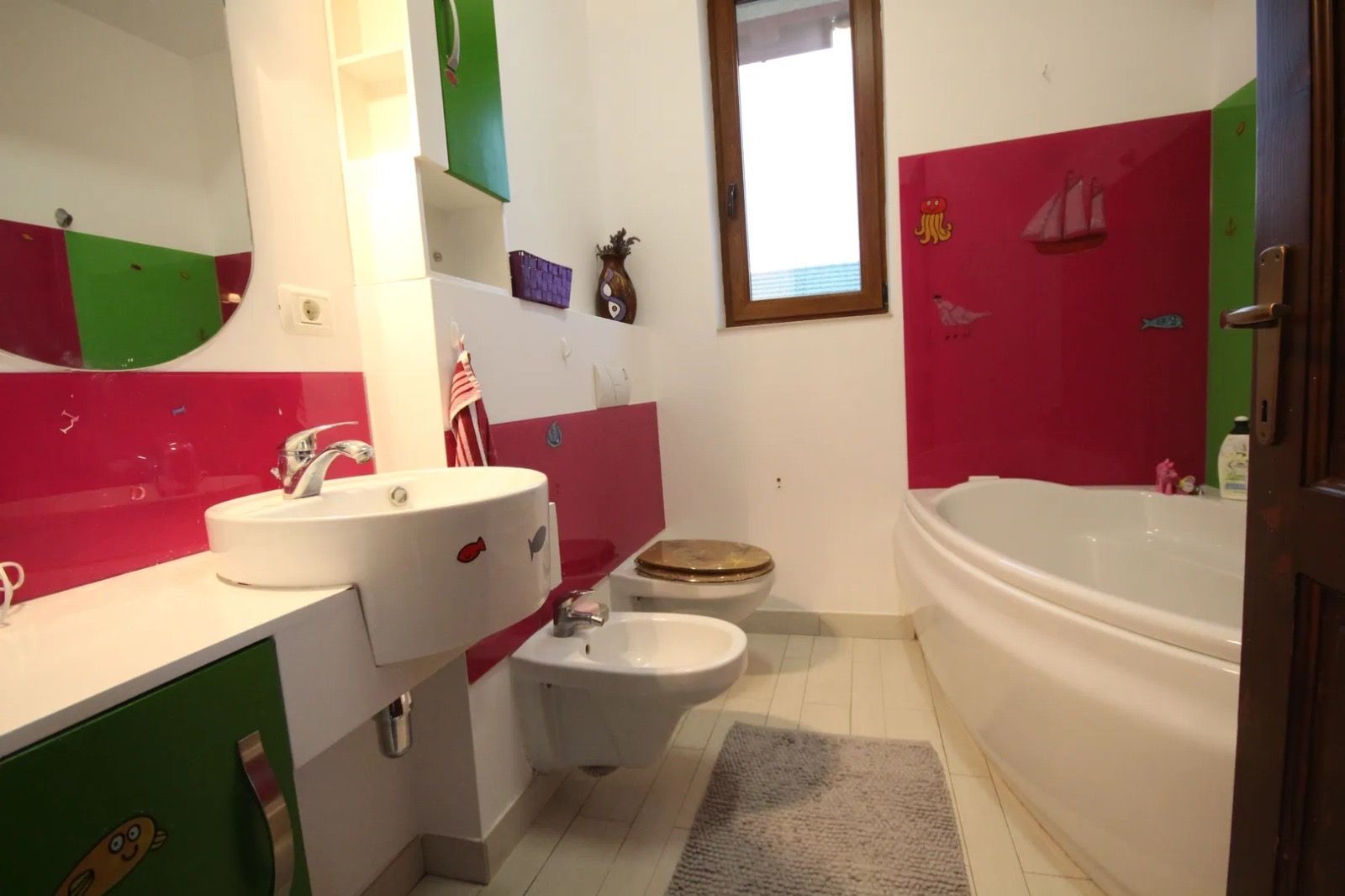 Calduroasa si primitoare - Poză 15