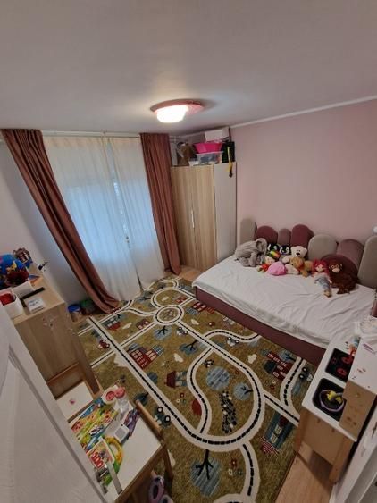 Vanzare Apartament 4 Camere Adiacent Nerva Traian - Centrala Proprie - Poză 6