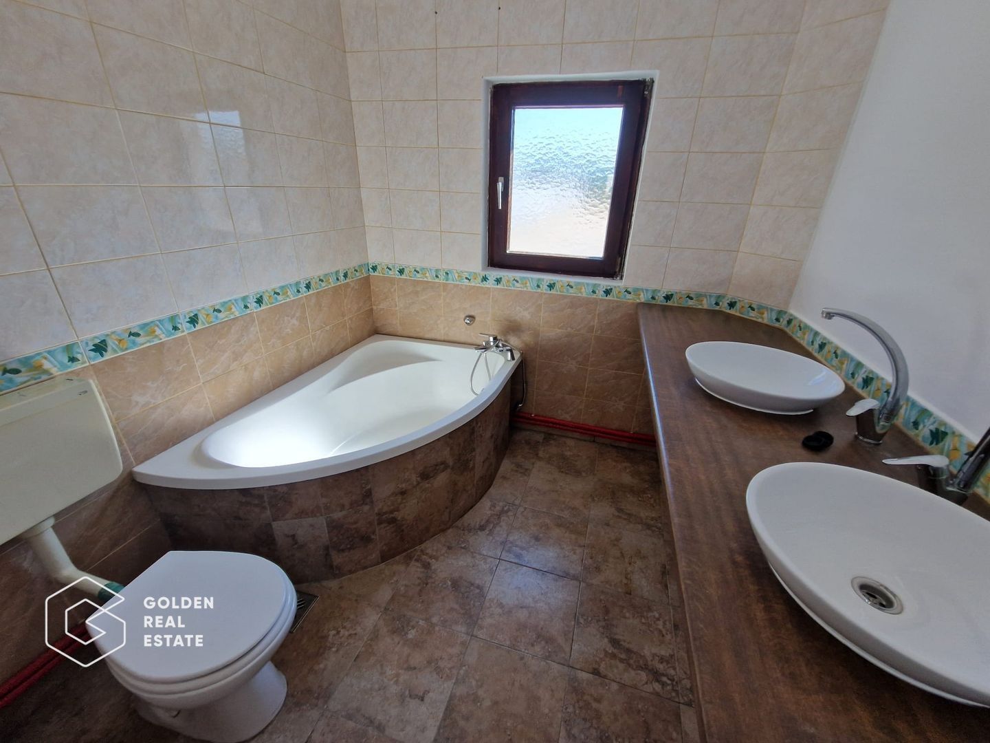 Teren 900 mp cu cladire de birouri pt depozit, parc auto,  centru logistic, etc - Poză 10