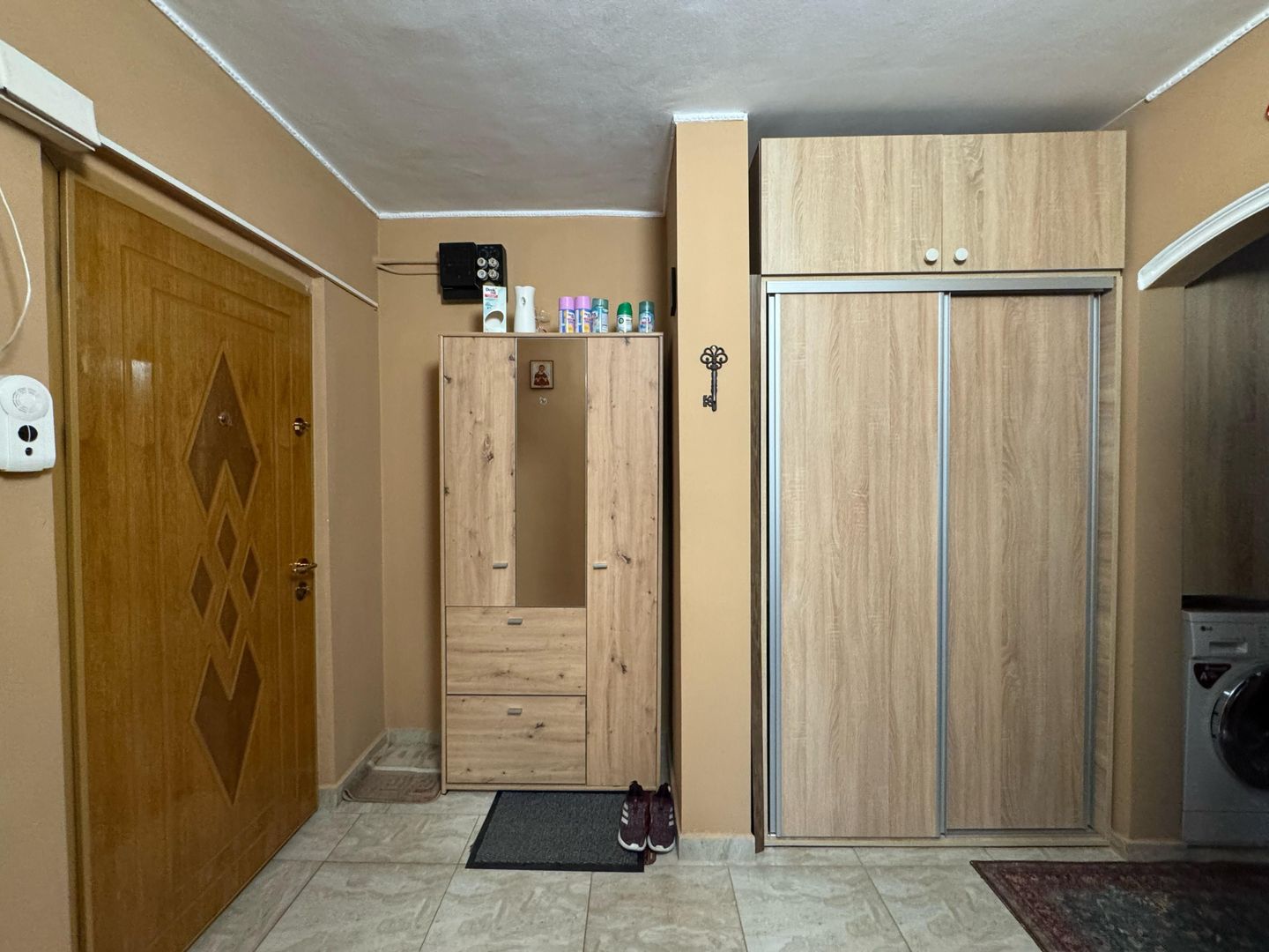 2 CAMERE| DECOMANDAT| AVIATIEI - Poză 8