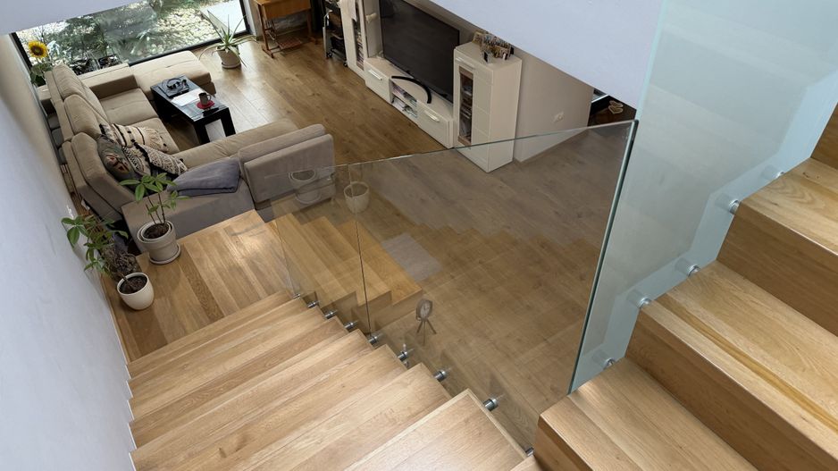 Duplex modern – arhitectură contemporană, spații luminoase - Poză 15