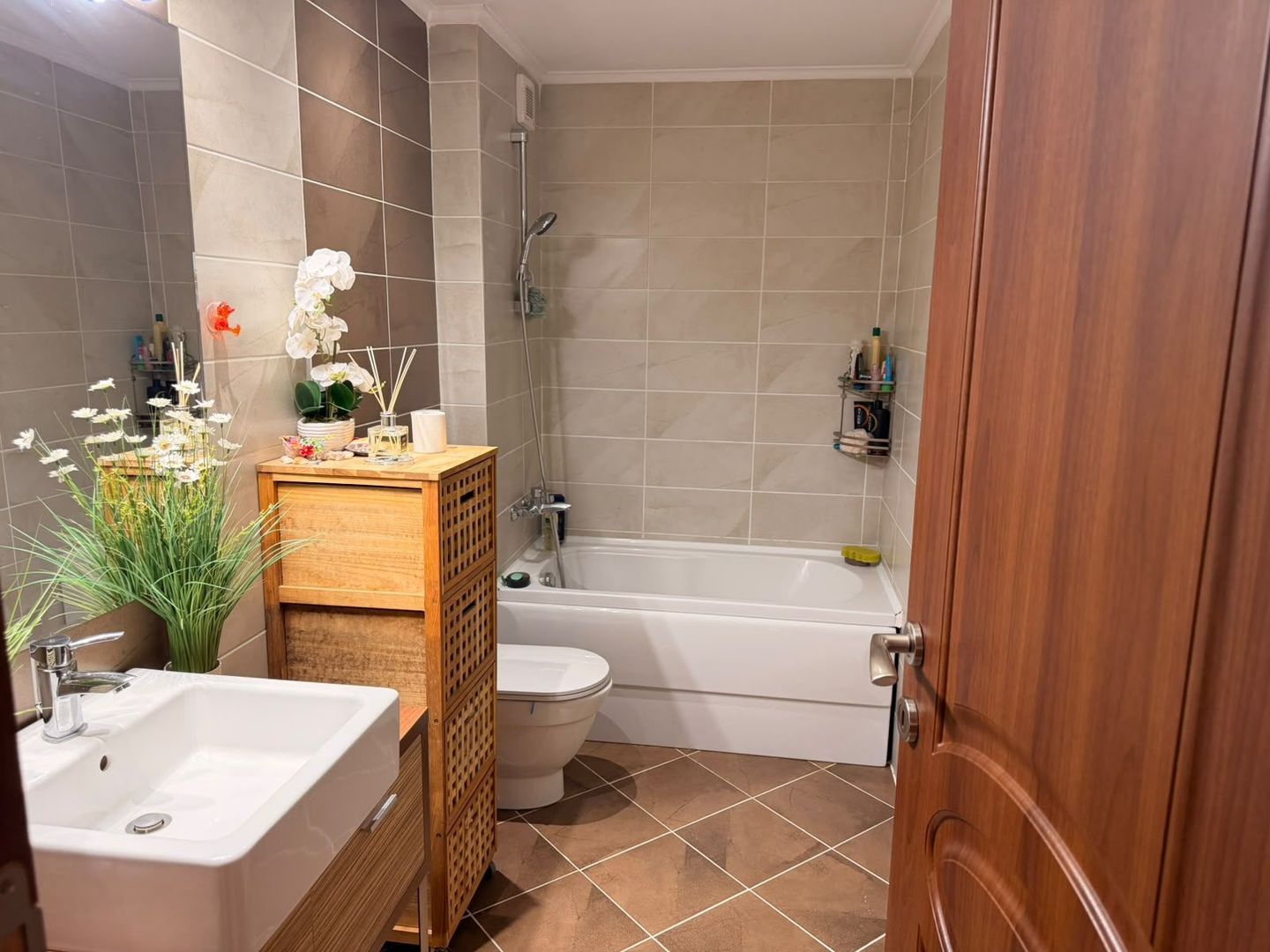 Apartament open space, 94 mp, ultimul etaj (11/11) – Complex Atlantis - Poză 9