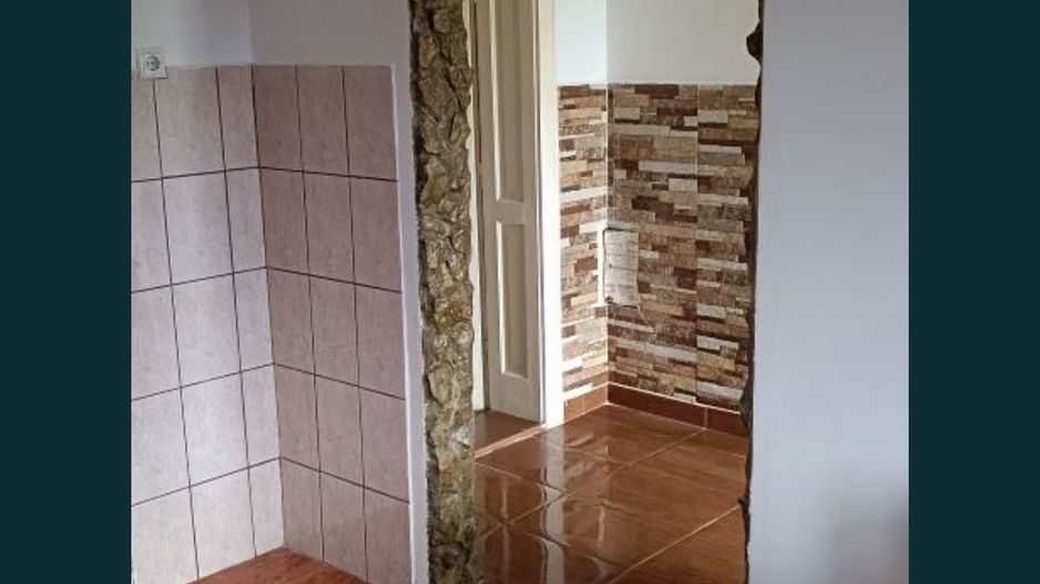 BRASADAS vinde casa cu 3 camere teren 360mp in zona Burdea. - Poză 7