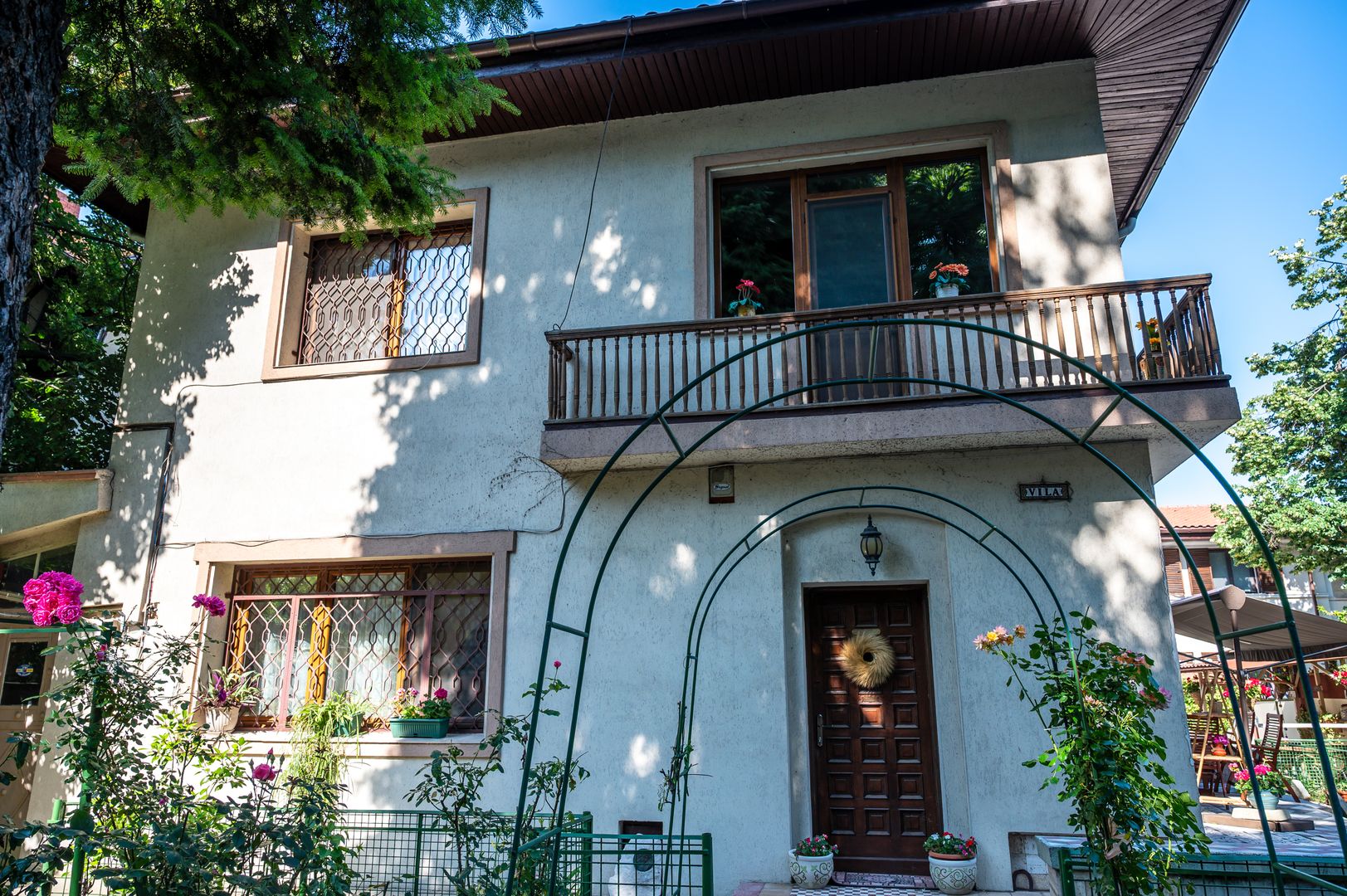 Refugiu elegant în inima Bucureștiului – Proprietate cu suflet - Poză 3