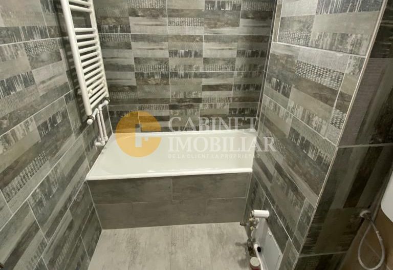 Etaj 2, zona Alexandru cel Bun 2 camere-liber mutare imediata - Poză 8