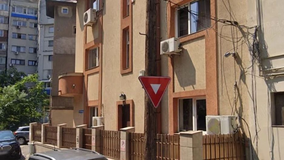 Vila central B-dul Unirii, P+2, 210 mp suprafata utila - Poză 2