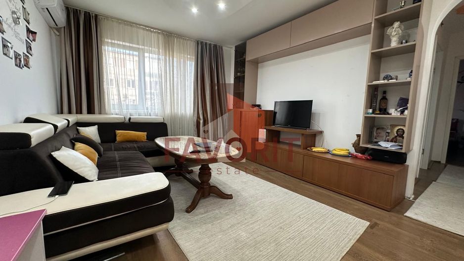 4 camere | etaj intermediar | centrala proprie | mobilat si utilat | boxa | - Poză 2