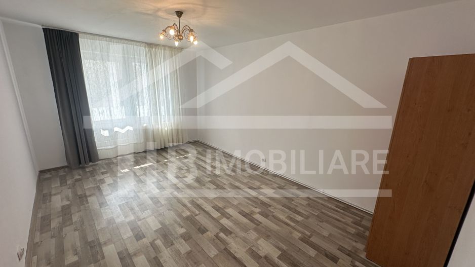 Apartament de 2 camere, 52mp, decomadat,  Zona Pandurilor - Poză 2