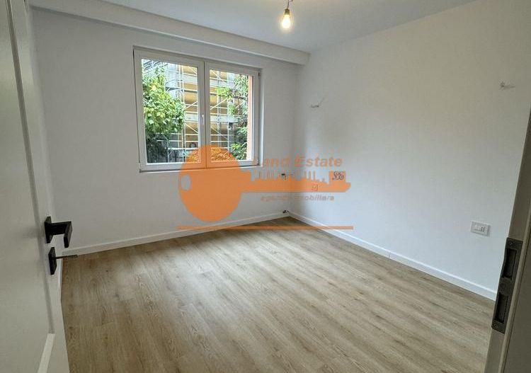 Apartament cu 2 camere in zona Teiul Doamnei - Poză 6