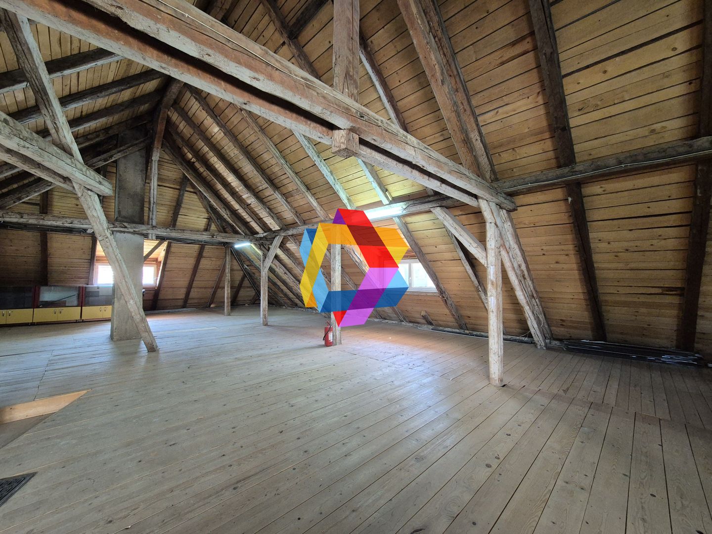 Casa de închiriat Brașov - 540 mp  # plus-imo.ro - Poză 11