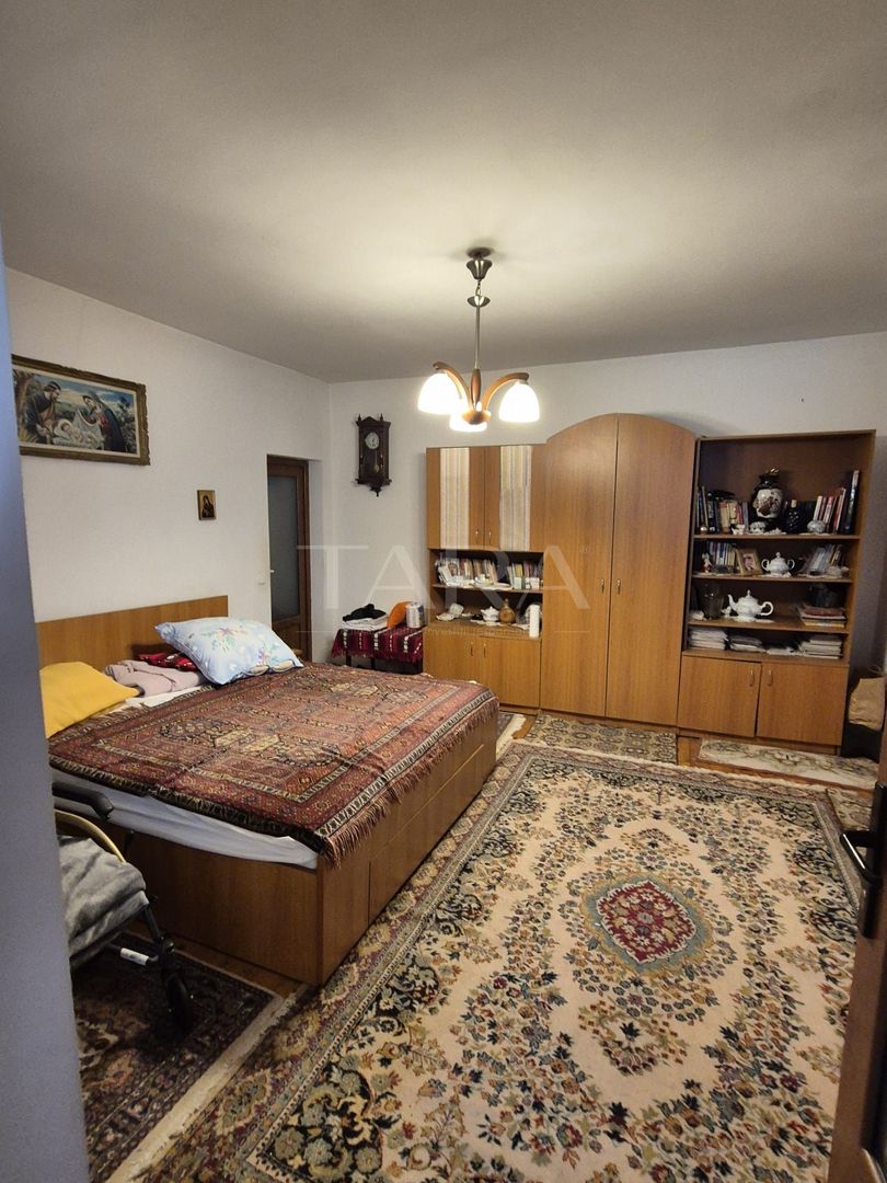 Teren Generos 1.580 mp, casă Individuală, oportunitate de Investiție. - Poză 1