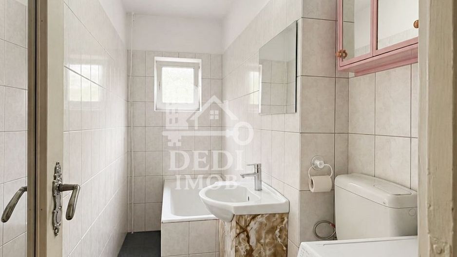 Apartament 3 camera de vânzare in zona Nufarul, Oradea - Poză 6
