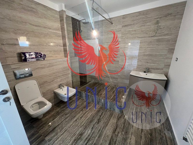 Casa, 4 camere, S+P+1E+M - Poză 17