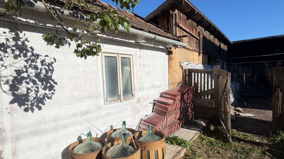 TRADITIE SI FARMEC TRANSILVANEAN-casa tradițională secuiască /COVASNA - Poză 15