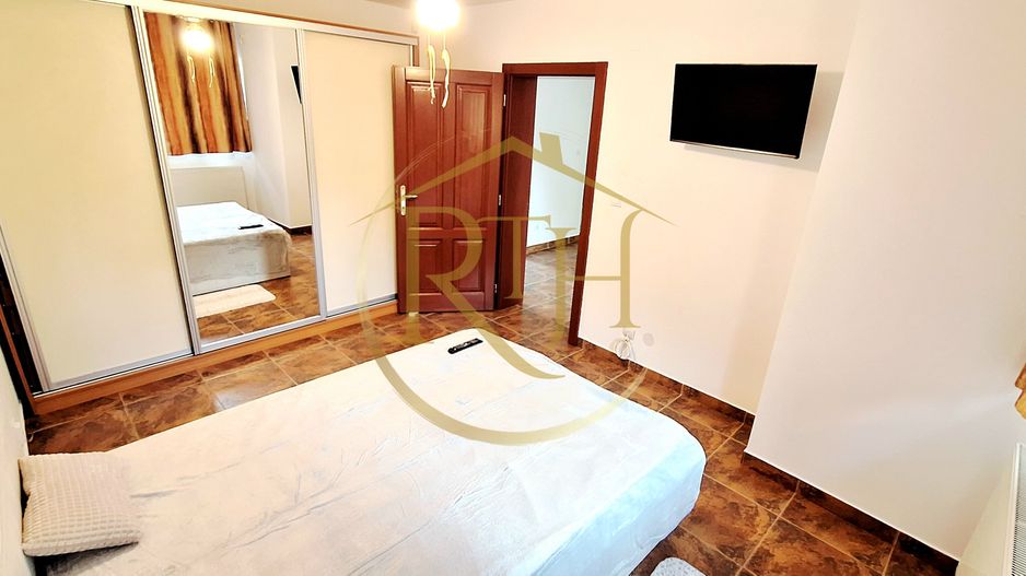 Oferim spre inchiriere, casa deosebi cu 4 camere,2 garaje,zona Soarelui-Braytim - Poză 18