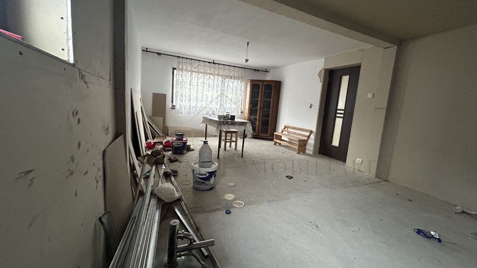 Casa de vanzare in Slanic Moldova . - Poză 5