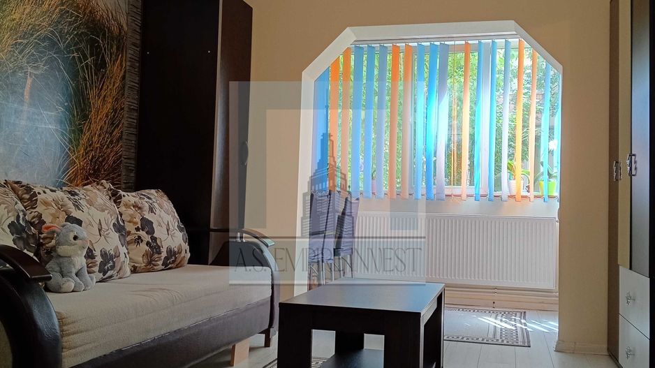 De vânzare apartament 2 camere, decomandat - zona Astra - Poză 1