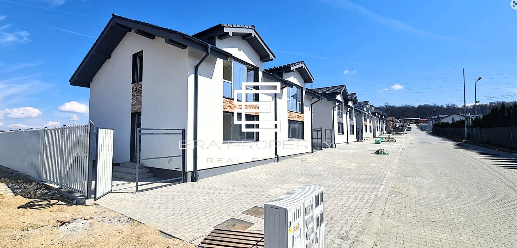 Duplex 4 camere | 97 mp utili | teren 270 mp | curte generoasă |predare la cheie - Poză 1