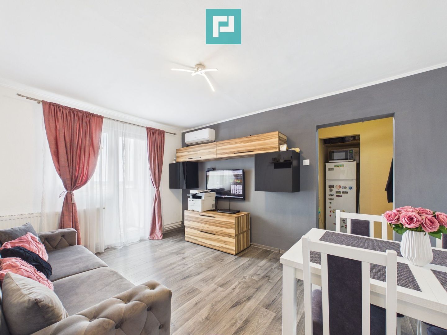 Apartament 2 camere renovat în zona Fortuna - Poză 3