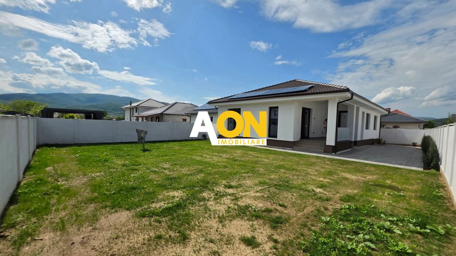 Casă Individuală de Vânzare, 4 Camere, 500mp Teren, Zona Alba Micești - Poză 4