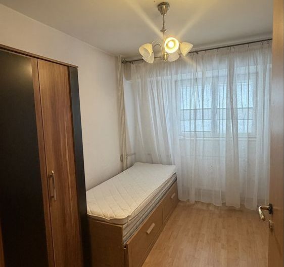 De Inchiriat : Apartament 3 Camere, Bd. Alexandru Obregia – Piața Sudului - Poză 4