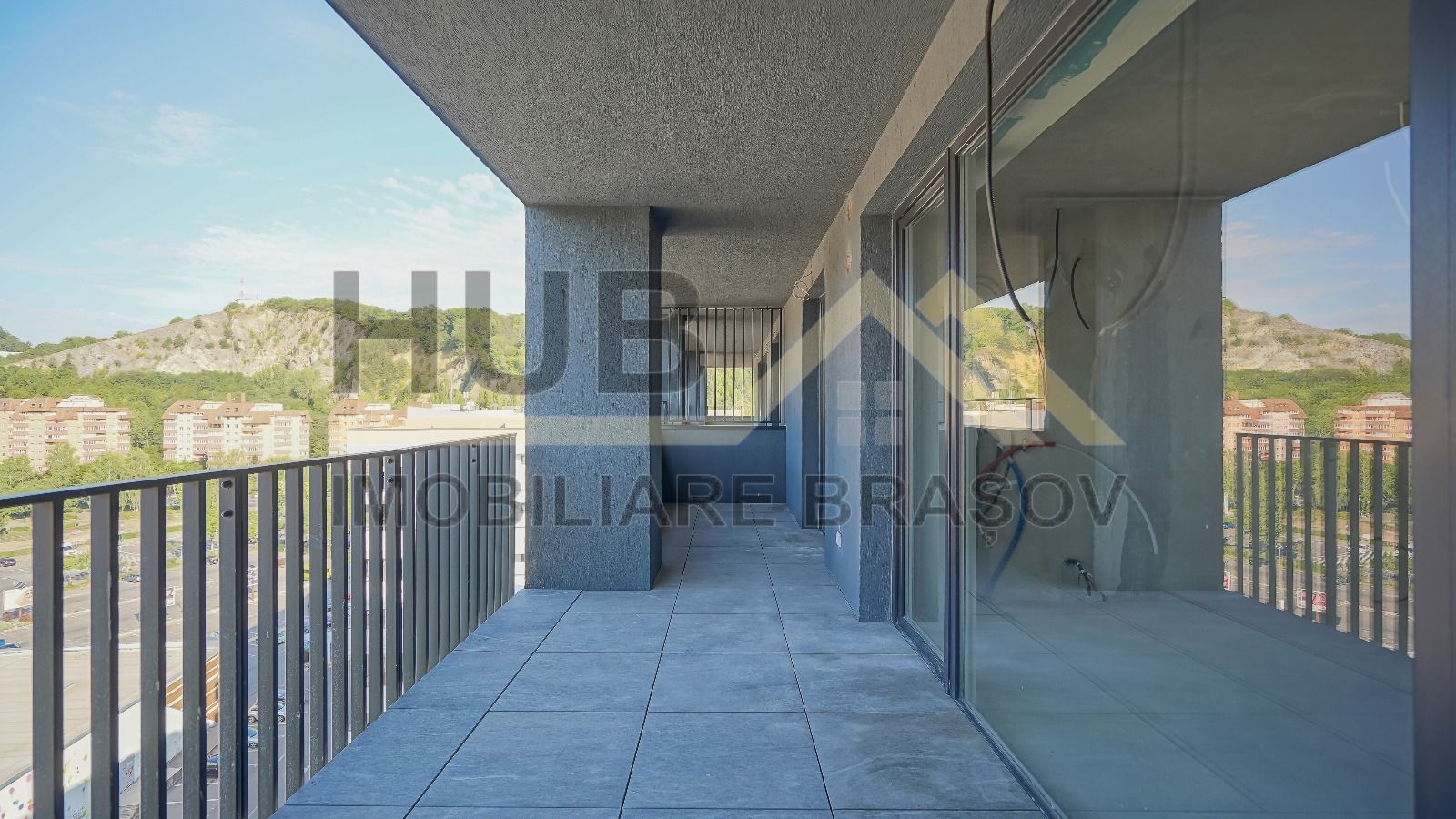 De vanzare Penthouse 2 Nivele | 6 Camere | Racadau | 158mp Utili - Poză 3