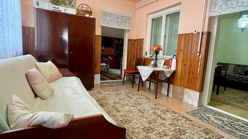 Casa in Marghita cu 4 camere - Poză 4
