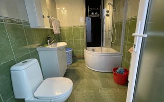 Apartament spațios cu două camere, etajul 4 cu acoperiș. - Poză 24