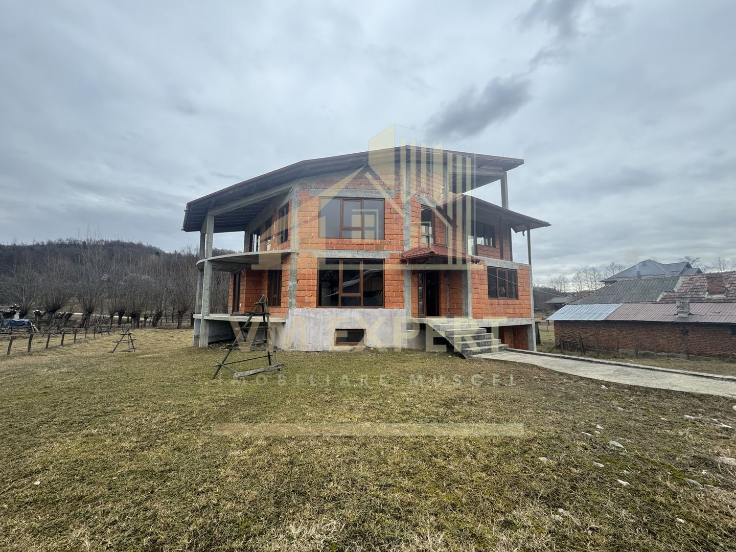 VILA 7 CAMERE TEREN 1654 MP BUGHEA DE JOS ARGES - Poză 43