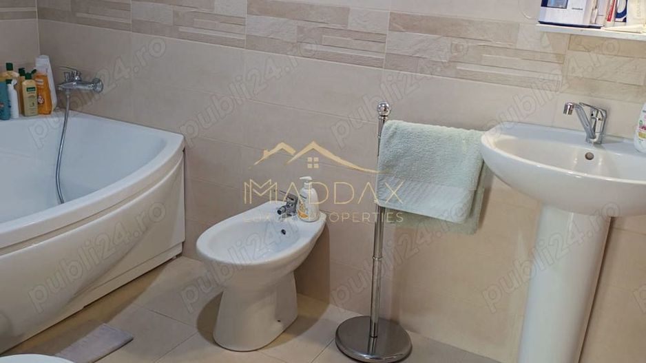 Vilă *5 camere // Cartier Ion Creangă // Sector 2 - Poză 22