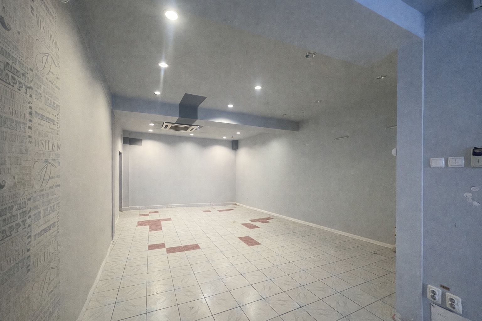 Spatiu Comercial | Ultracentral | 70 MP  | Trafic Intens | Cajvana - Poză 10