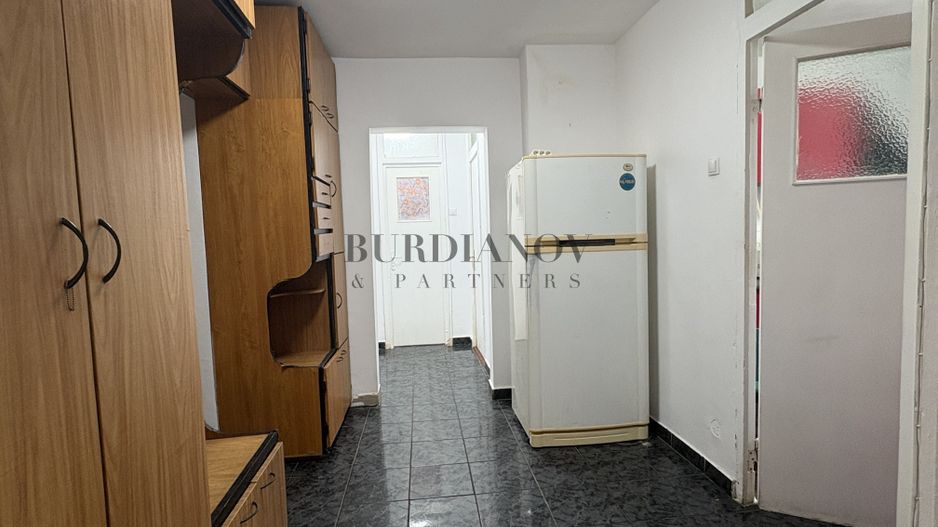 Apartament cu 3 camere - Bd. Basarabia / Metrou Titan - Poză 15
