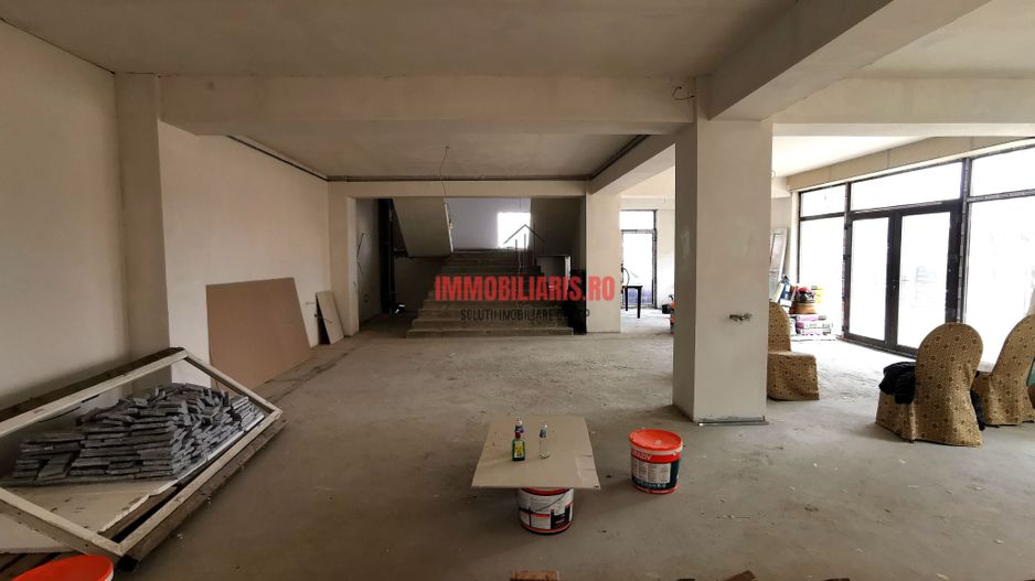 Ozana-Metrou 1 Decembrie 1918 - Casa P+2+M - Prima Inchiriere - Poză 1