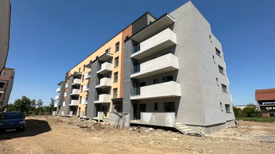 Perfect pentru investitie , apartament langa lac! - Poză 2