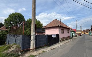 Casă de vânzare în centrul Rășinariului - COMISION 0% - Poză 6