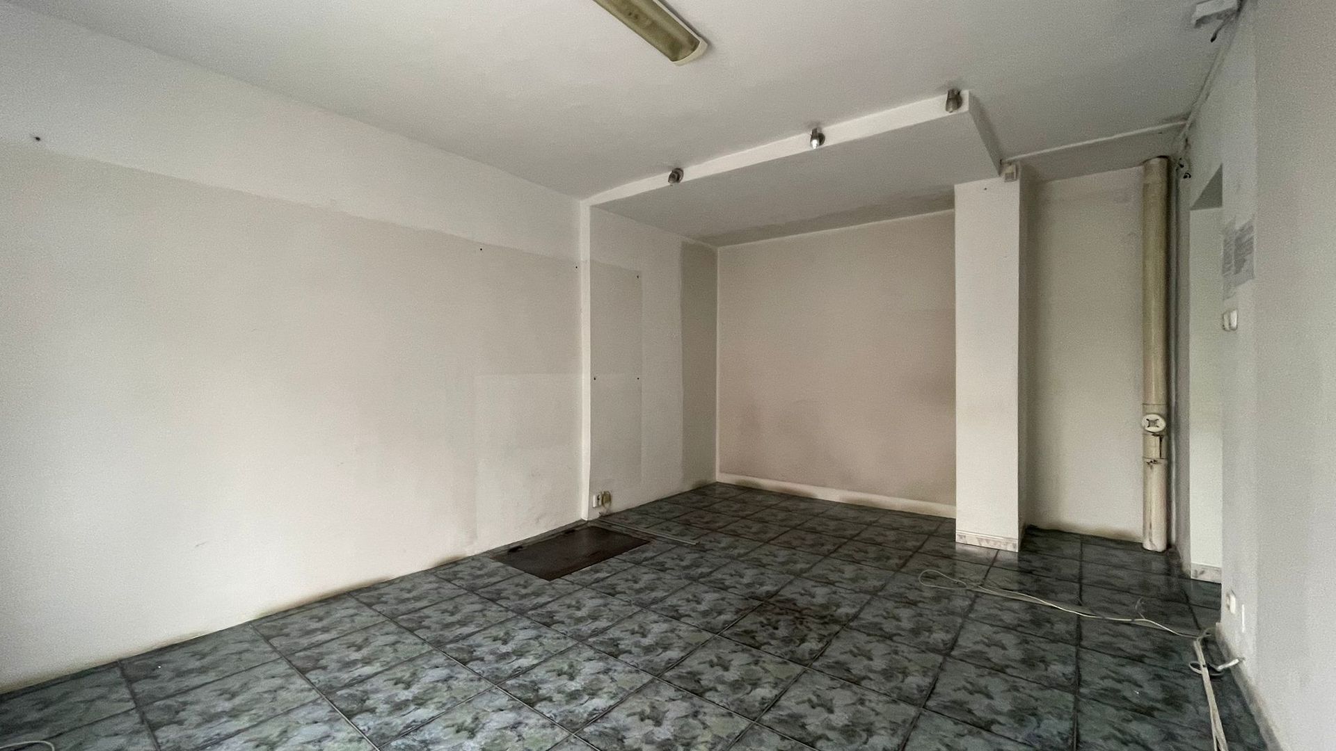 SPATIU COMERCIAL DECEBAL - Poză 3