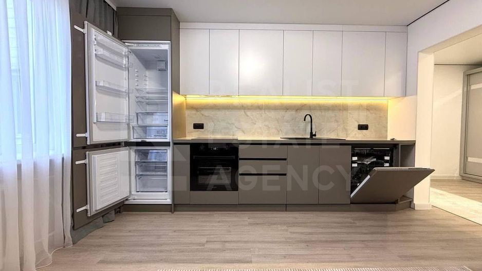 Vânzare, apartament, 3 camere, strada Independenței, Botanica - Poză 3