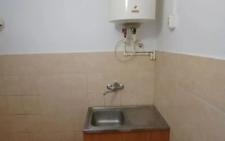 BRASADAS vinde garsoniera pe Ostrovului la PARTER. - Poză 3