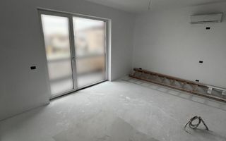 Penthouse Pe 2 Niveluri / Giroc / 77 mp utili + terasa - Poză 4