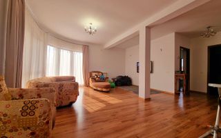 SOLD/VANDUT-Casă / Vilă cu 5 camere de vânzare - Poză 4