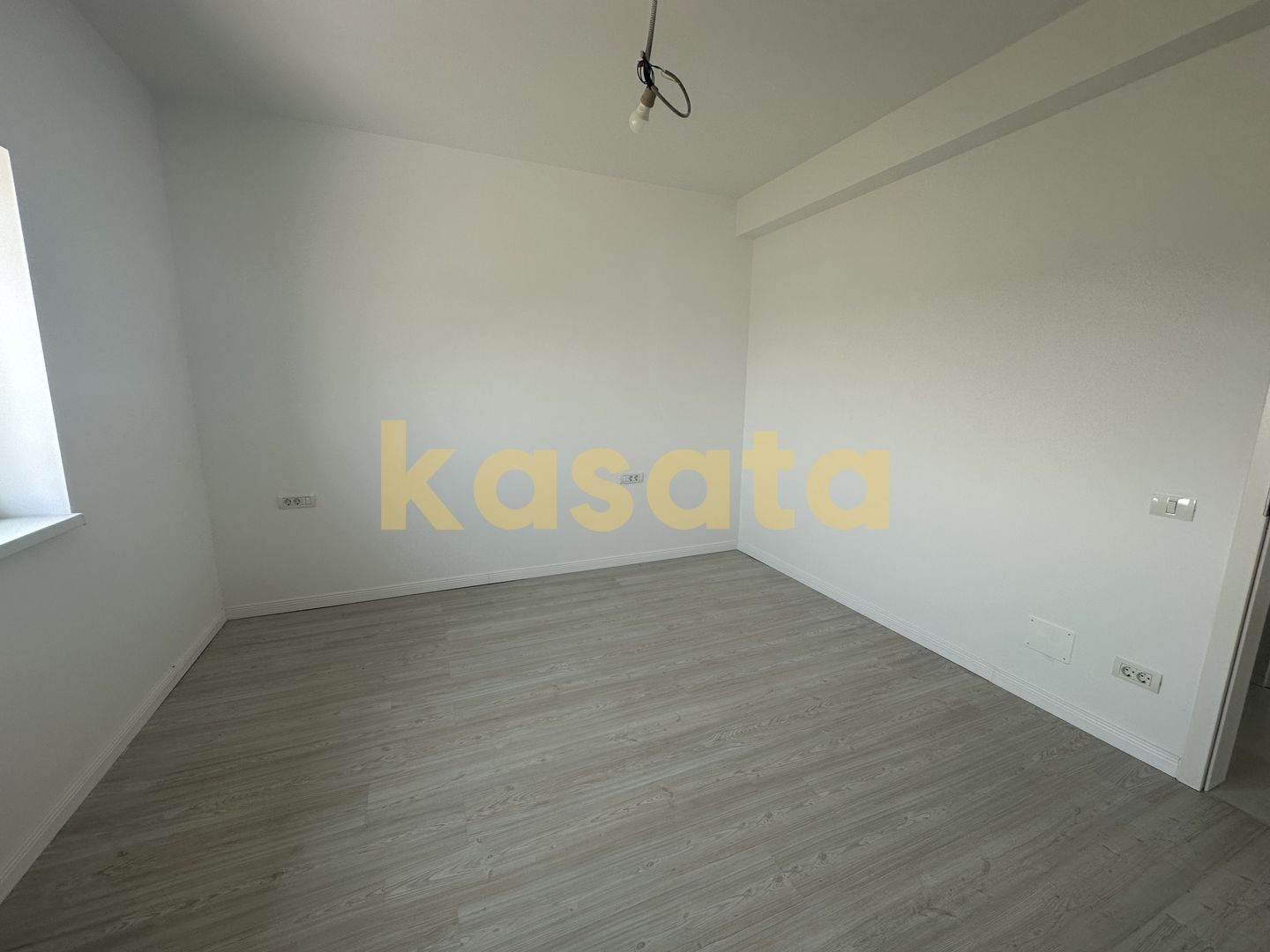 Casă Parter 🏡 | Bâcu 📍 | 3 Camere | Încălzire în Pardoseală - Poză 6