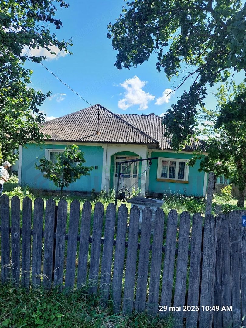 Casă de vânzare în satul Radeni, comuna Răscani, județul Iași - Poză 1