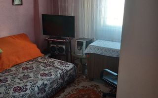 Vand apartament 3 camere, decomandat, in zona ultracentrala - Poză 8