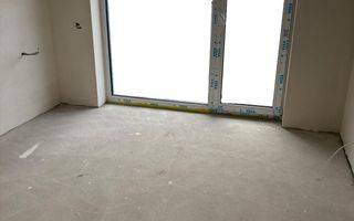 Penthouse 3 camere cu terasă și parcare. - Poză 2