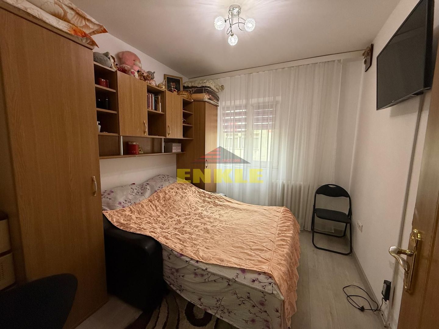 Vânzare garsonieră compartimentată în două camere - Poză 2