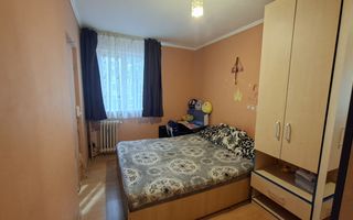 Apartament de 2 camere et.1 zona Piață Razboeni - Poză 2